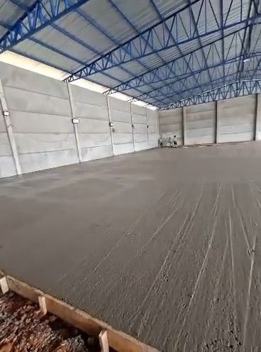 Piso polido de galpão · obra 2, vídeo 1