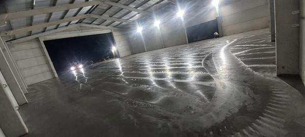 Piso polido de galpão, foto 1
